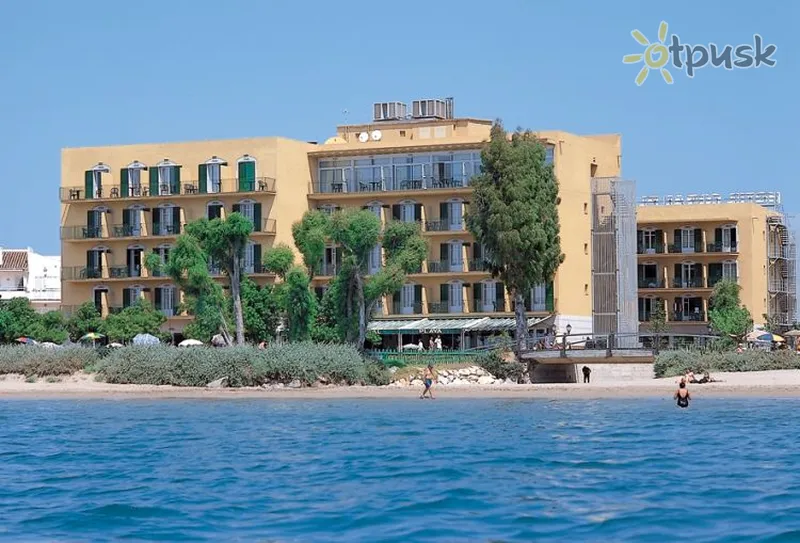 Фото отеля Prestige Coral Platja 3* Коста Брава Испания экстерьер и бассейны