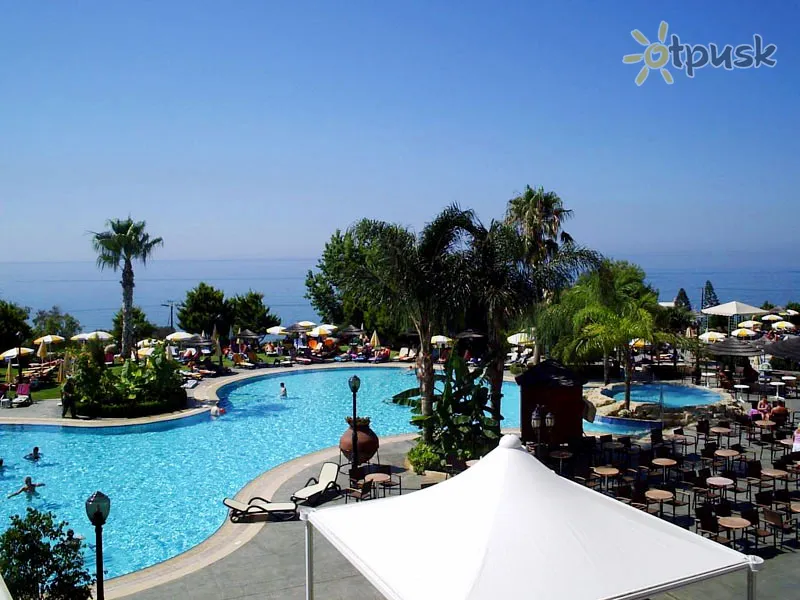 Фото отеля Atlantica Bay Hotel 4* Лімассол Кіпр екстер'єр та басейни