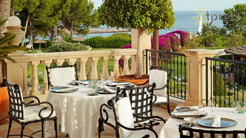 Фото отеля The St. Regis Mardavall Mallorca Resort 5* о. Майорка Испания бары и рестораны