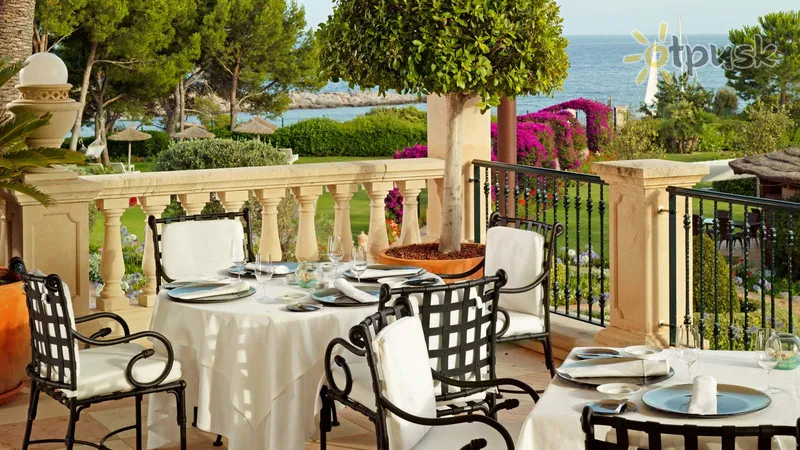 Фото отеля The St. Regis Mardavall Mallorca Resort 5* par. Maljorka Spānija bāri un restorāni