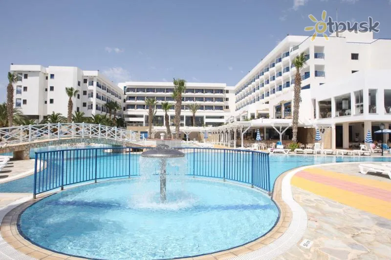 Фото отеля Ascos Coral Beach Hotel 4* Patoss Kipra ārpuse un baseini