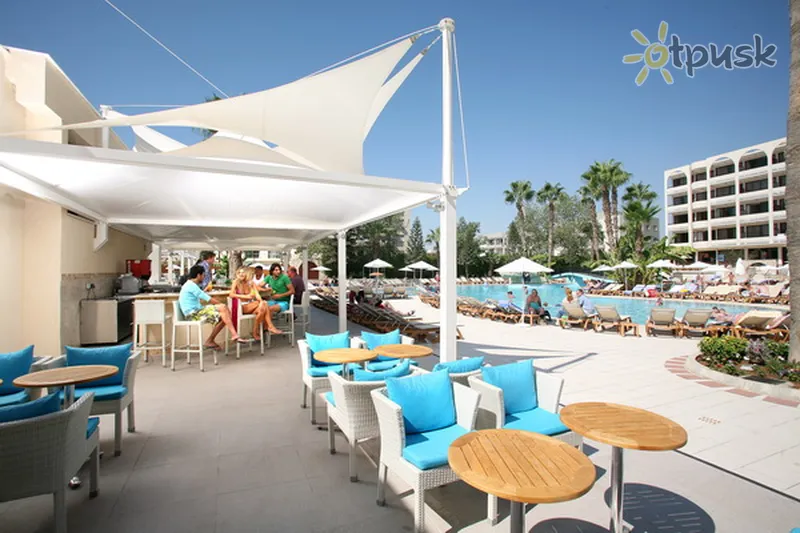 Фото отеля Atlantica Oasis Hotel 4* Лимассол Кипр бары и рестораны