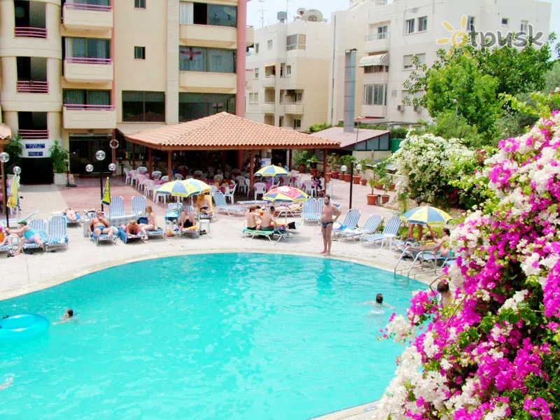 Фото отеля Arsinoe Beach Hotel 3* Лимассол Кипр экстерьер и бассейны