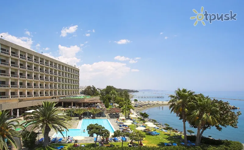 Фото отеля Crowne Plaza Limassol 4* Limasolis Kipras išorė ir baseinai