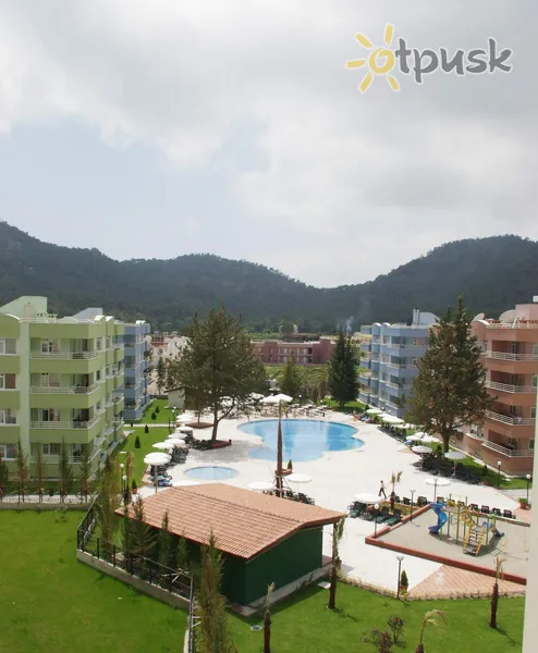 Фото отеля Queen's Park Turkiz Family Club 2* Кемер Туреччина екстер'єр та басейни