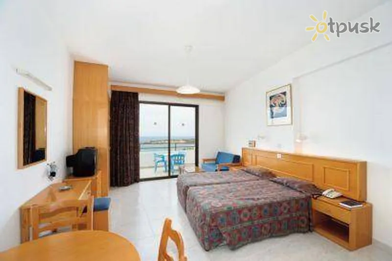 Фото отеля Corallia Beach Hotel Apts 4* Пафос Кіпр номери