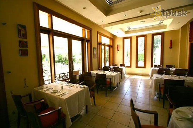Фото отеля Curium Palace Hotel 4* Лимассол Кипр бары и рестораны