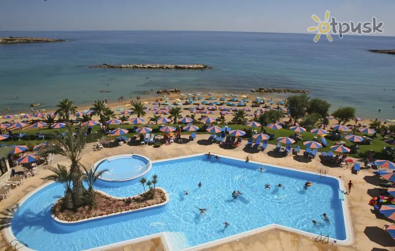Фото отеля Corallia Beach Hotel Apts 4* Patoss Kipra pludmale