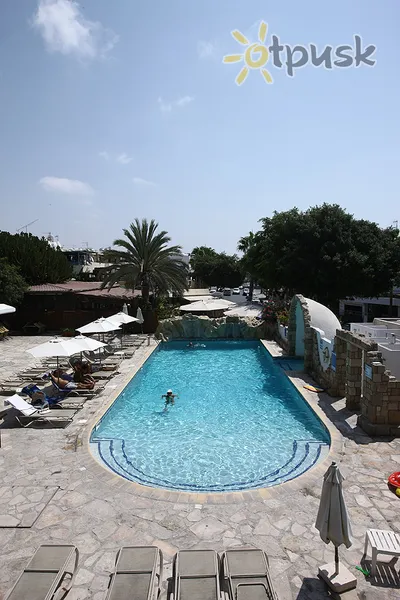 Фото отеля Dionysos Central Hotel 3* Пафос Кипр экстерьер и бассейны
