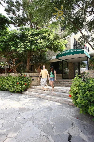 Фото отеля Dionysos Central Hotel 3* Пафос Кипр экстерьер и бассейны