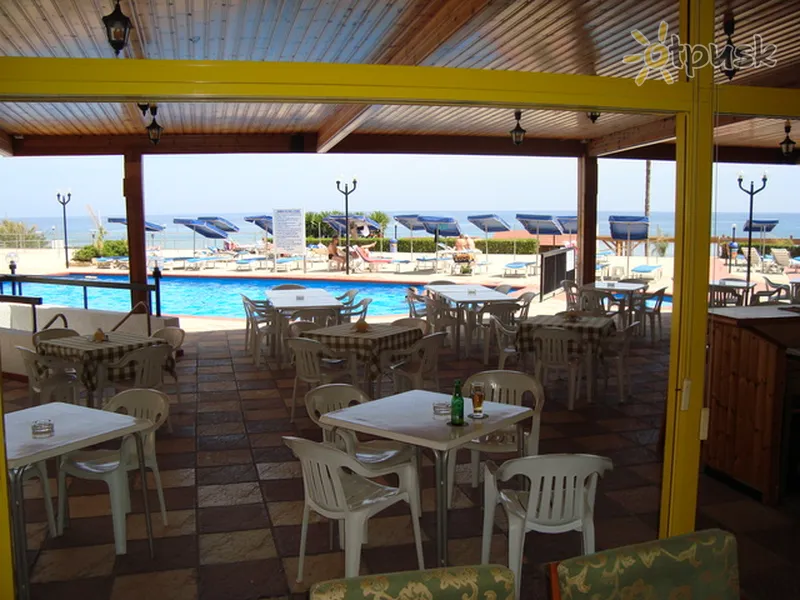 Фото отеля Evalena Beach Hotel Apts 3* Protaras Kipras barai ir restoranai