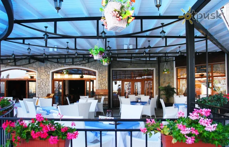 Фото отеля The Vineyards Resort 4* Ravda Bulgārija bāri un restorāni