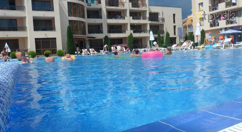 Фото отеля Sunny Victory Apartments 3* Saulėtas paplūdimys Bulgarija išorė ir baseinai
