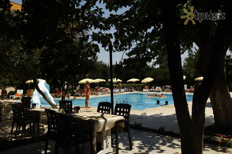 Фото отеля Korient Mira Hotel 3* Kemeras Turkija išorė ir baseinai