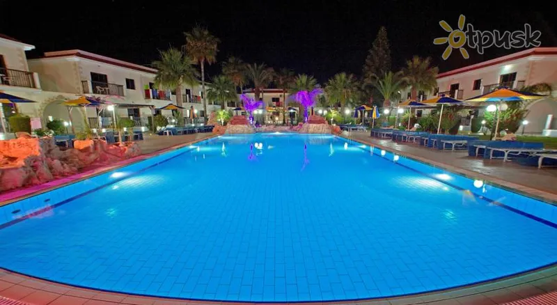 Фото отеля Loutsiana I & II Hotel Apts 4* Айя Напа Кіпр екстер'єр та басейни