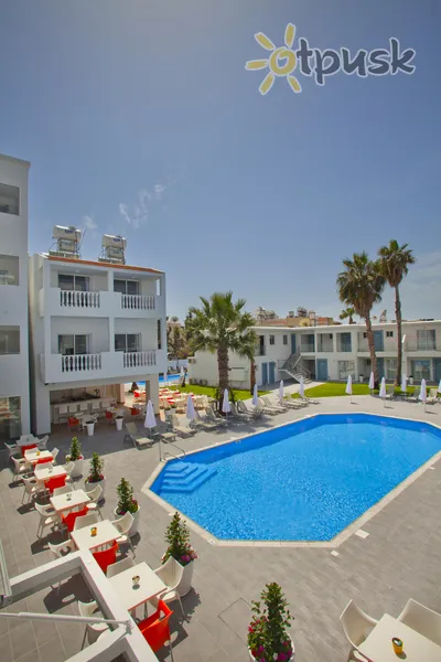 Фото отеля Princessa Vera Hotel Apartmens 3* Patoss Kipra ārpuse un baseini