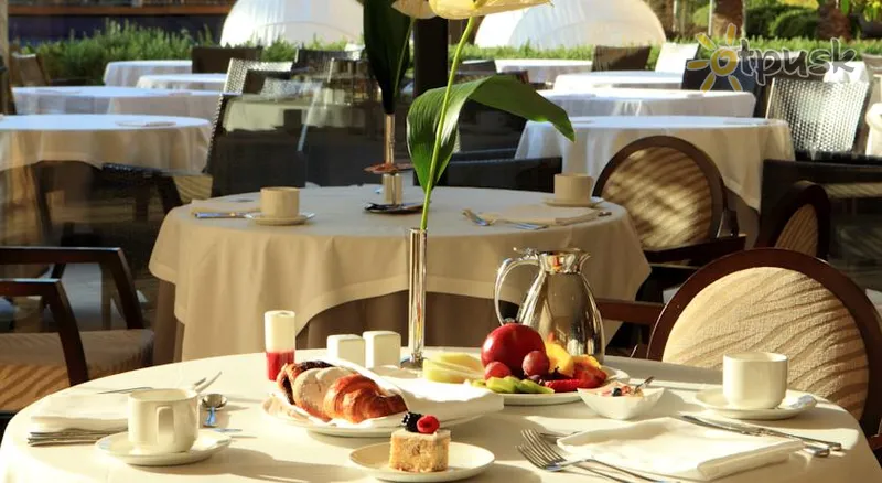 Фото отеля Insotel Fenicia Prestige Suites & Spa 5* par. Ibiza Spānija bāri un restorāni