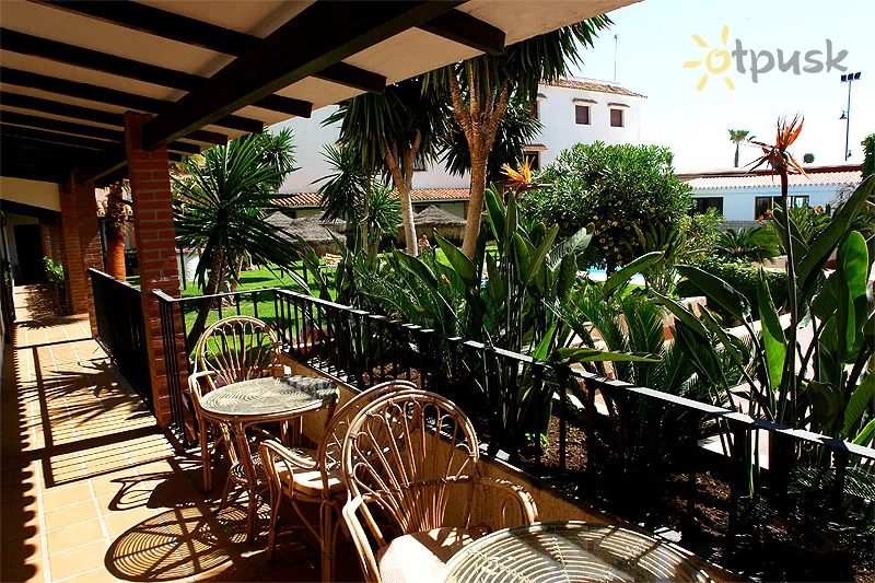 Фото отеля Tarik Hotel 3* Коста Дель Соль Іспанія екстер'єр та басейни