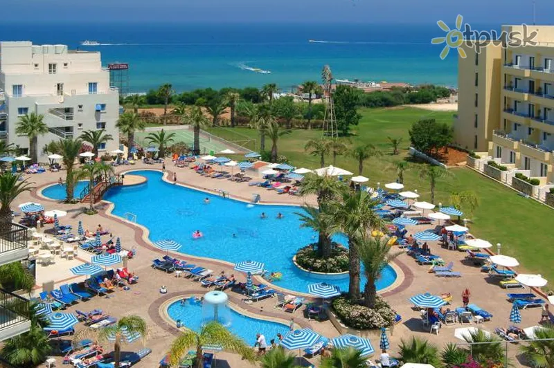 Фото отеля Tsokkos Protaras Beach Hotel 4* Протарас Кипр экстерьер и бассейны