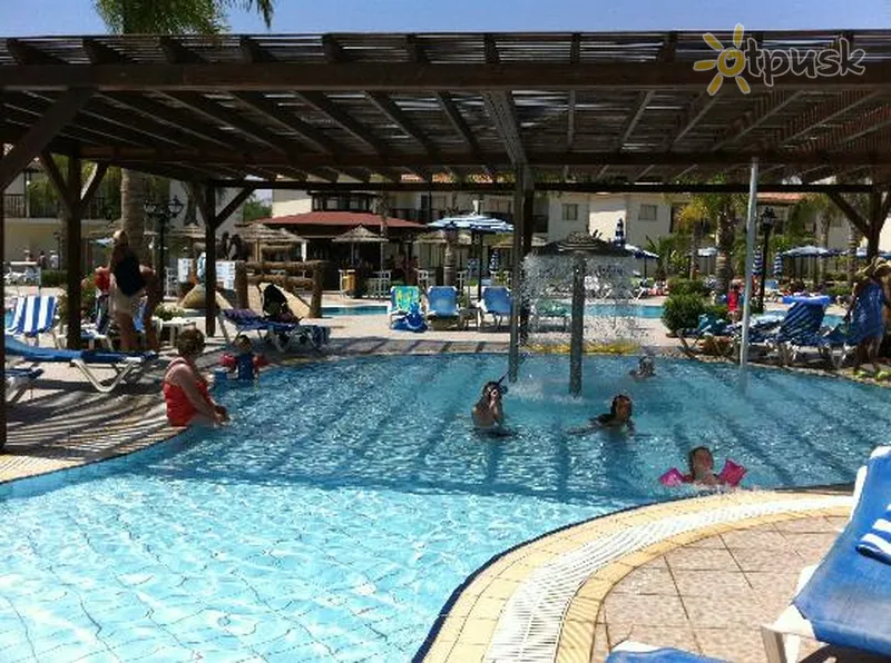 Фото отеля Tsokkos Paradise Village 4* Айя Напа Кіпр екстер'єр та басейни