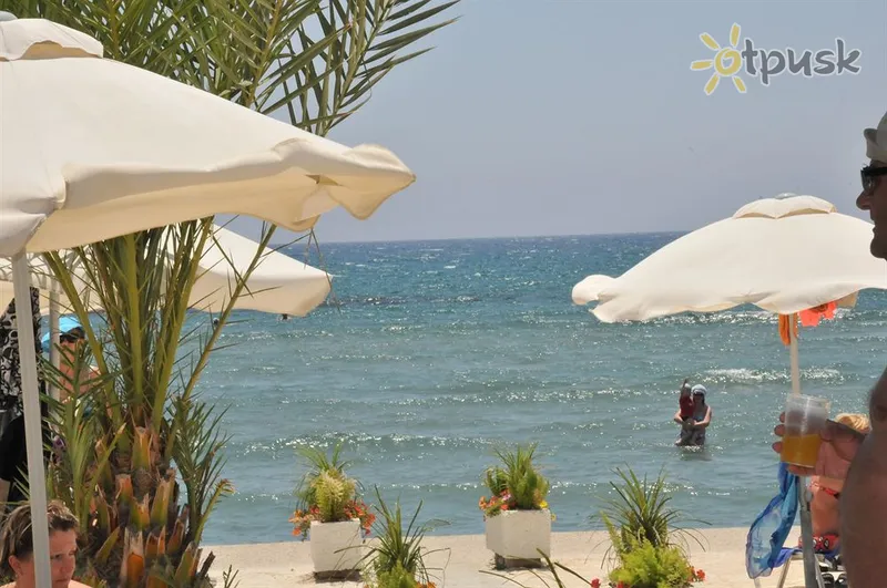 Фото отеля Radisson Beach Resort 4* Ларнака Кіпр пляж