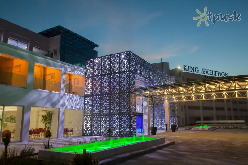 Фото отеля King Evelthon Beach Hotel & Resort 5* Пафос Кіпр екстер'єр та басейни
