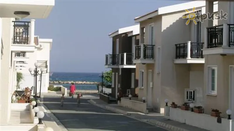 Фото отеля Philippou Beach Villas & Apartment 3* Ларнака Кипр экстерьер и бассейны