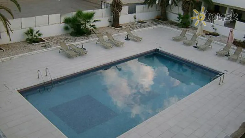 Фото отеля L'eros Hotel 2* Айя Напа Кипр экстерьер и бассейны