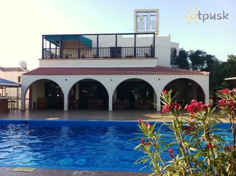 Фото отеля Chrysland Hotel 3* Ayia Napa Kipras išorė ir baseinai