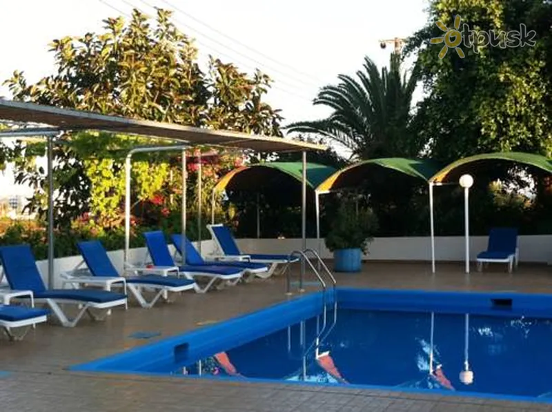Фото отеля Chrysland Hotel 3* Айя Напа Кіпр екстер'єр та басейни