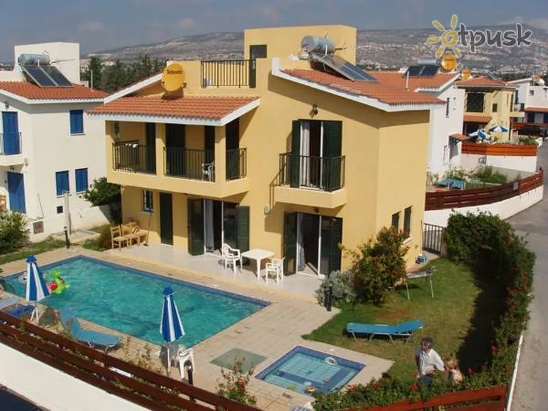 Фото отеля Kotsias Villas 3* Пафос Кипр экстерьер и бассейны
