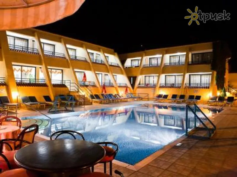 Фото отеля Napa Prince Hotel Apartments 3* Айя Напа Кипр экстерьер и бассейны