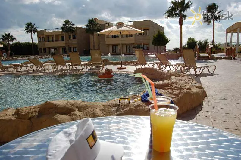 Фото отеля Panareti Coral Bay Resort 4* Patosas Kipras išorė ir baseinai