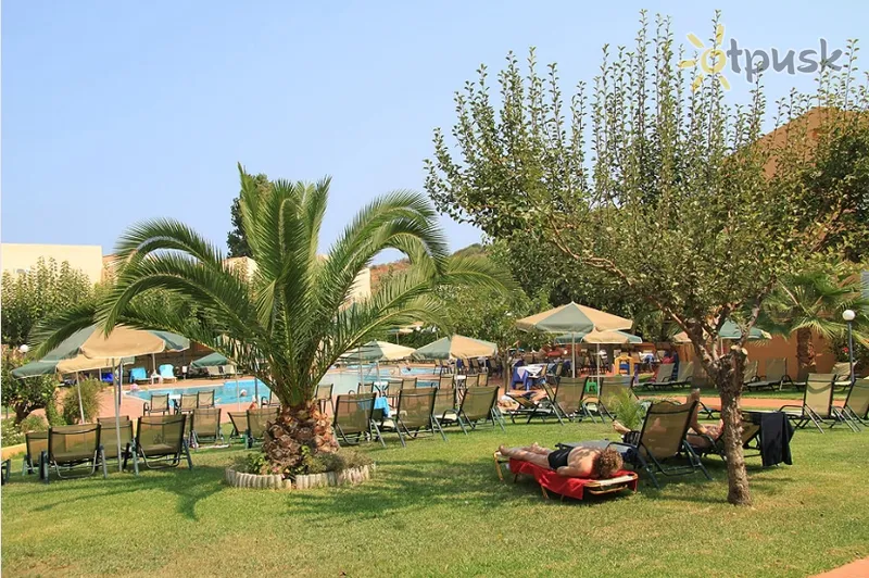 Фото отеля Golden Sand Hotel 2* Kreta – Chanija Graikija išorė ir baseinai