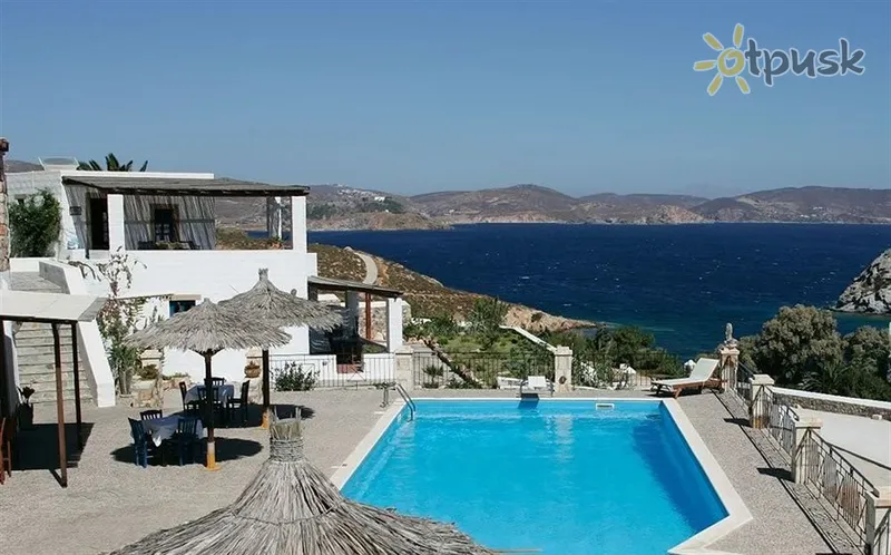 Фото отеля 9 Muses Exclusive Apartments 3* о. Патмос Греція екстер'єр та басейни