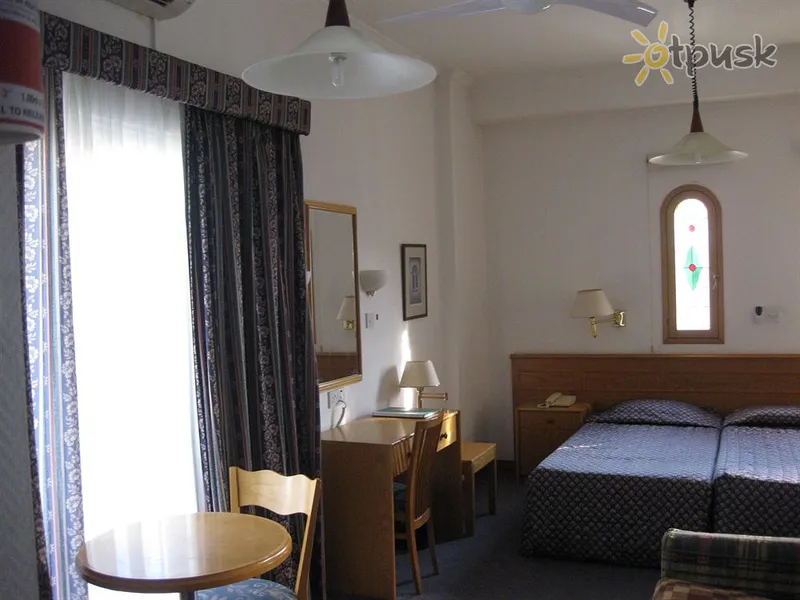 Фото отеля Chrielka Hotel Apartment 3* Лимассол Кипр номера