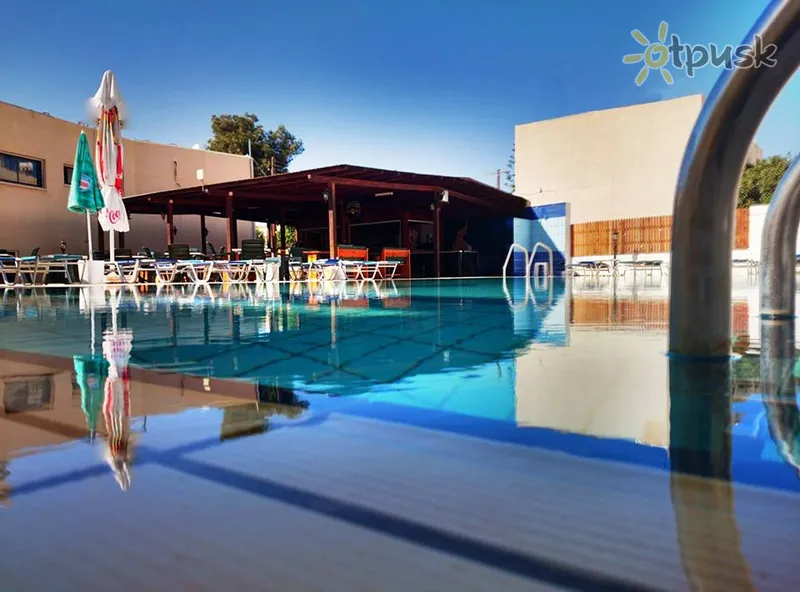 Фото отеля Florea Hotel Apartments 3* Айя Напа Кипр экстерьер и бассейны