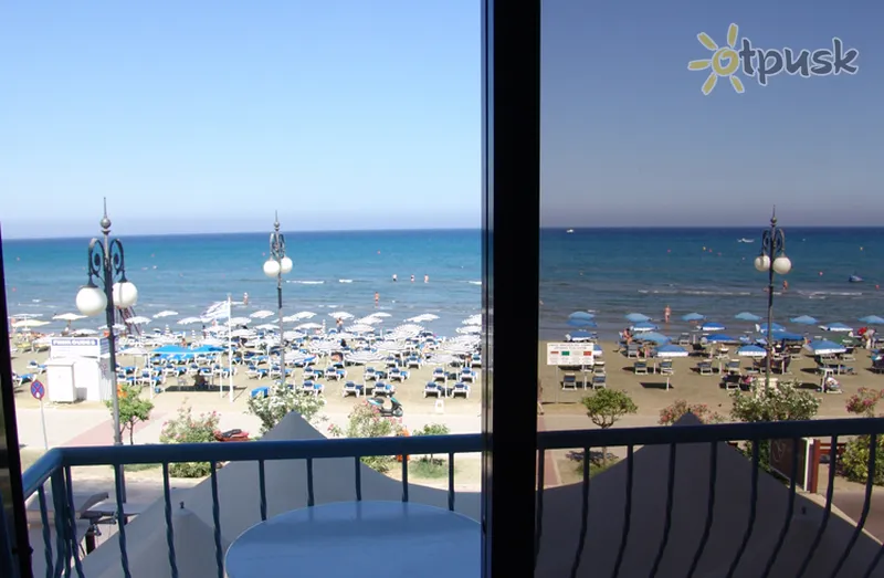 Фото отеля Augusta Beach Hotel Apartments 2* Larnaka Kipras kambariai