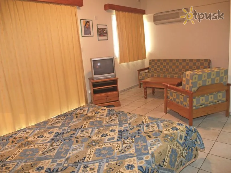 Фото отеля Palm Sea Beach Hotel Apartments 2* Ларнака Кипр номера