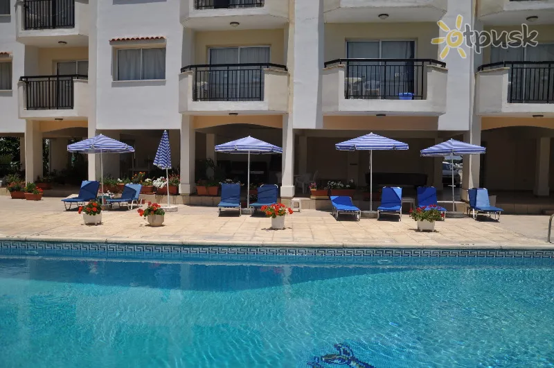 Фото отеля Mariela Hotel Apartments 3* Пафос Кипр экстерьер и бассейны