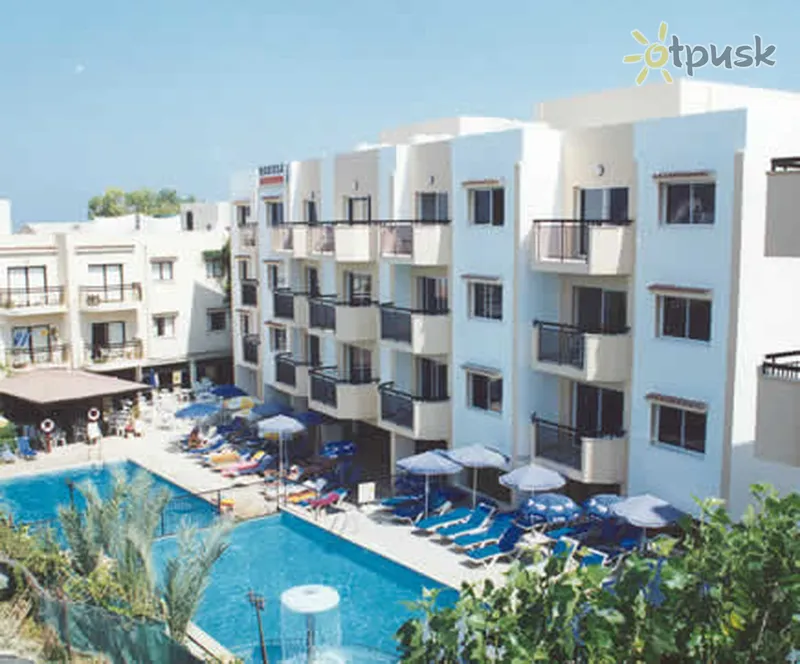 Фото отеля Mariela Hotel Apartments 3* Пафос Кіпр екстер'єр та басейни