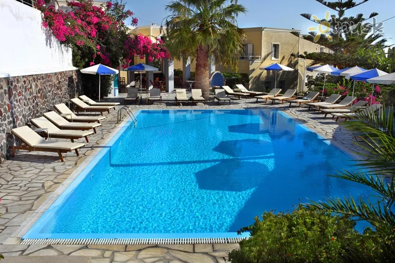 Фото отеля Argo Hotel 2* о. Санторіні Греція екстер'єр та басейни