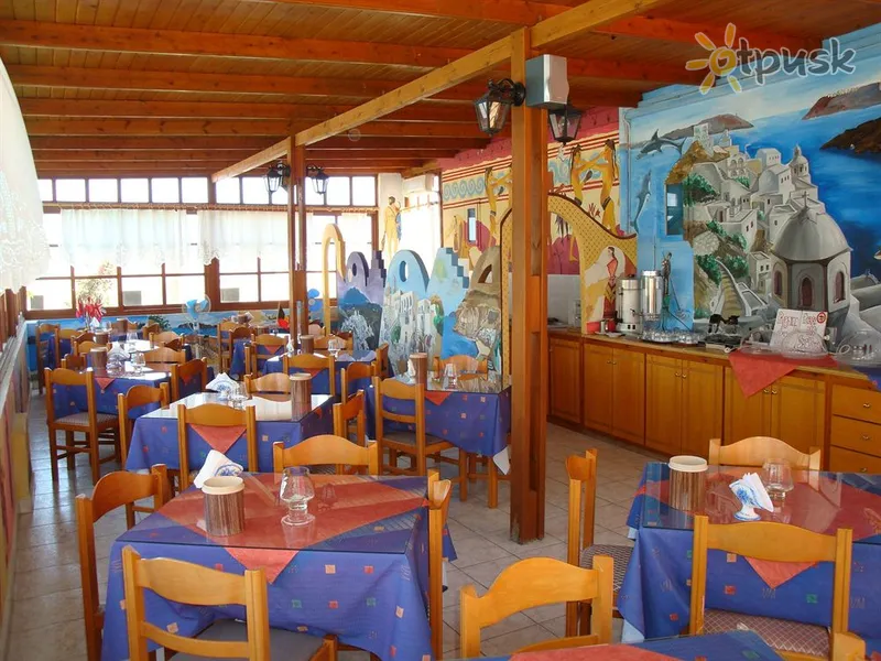 Фото отеля Blue Sea Hotel 2* par. Santorini Grieķija bāri un restorāni