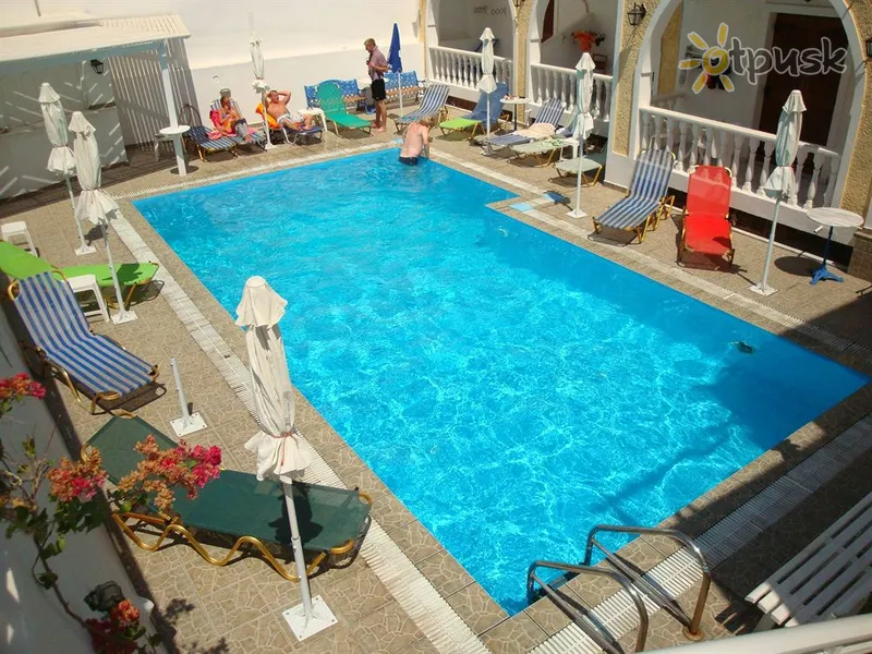 Фото отеля Blue Sea Hotel 2* о. Санторіні Греція екстер'єр та басейни