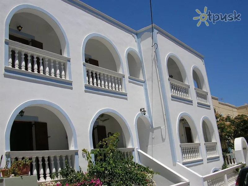 Фото отеля Finikas Hotel 3* о. Санторини Греция экстерьер и бассейны