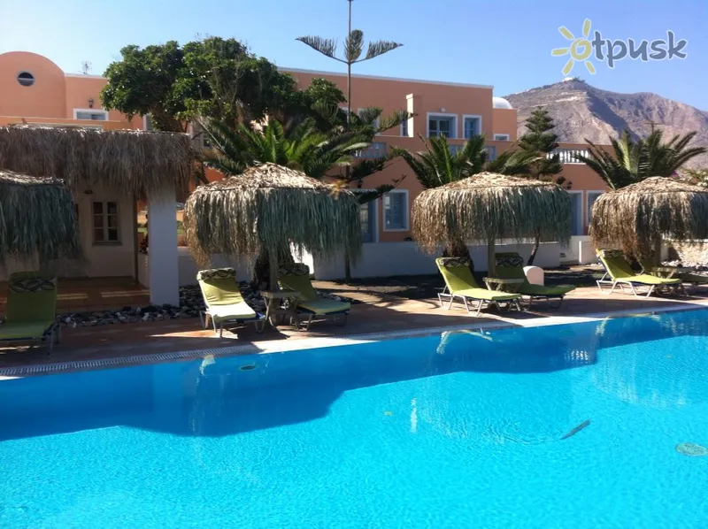 Фото отеля Jojo Beach Hotel & Bar 3* о. Санторіні Греція екстер'єр та басейни