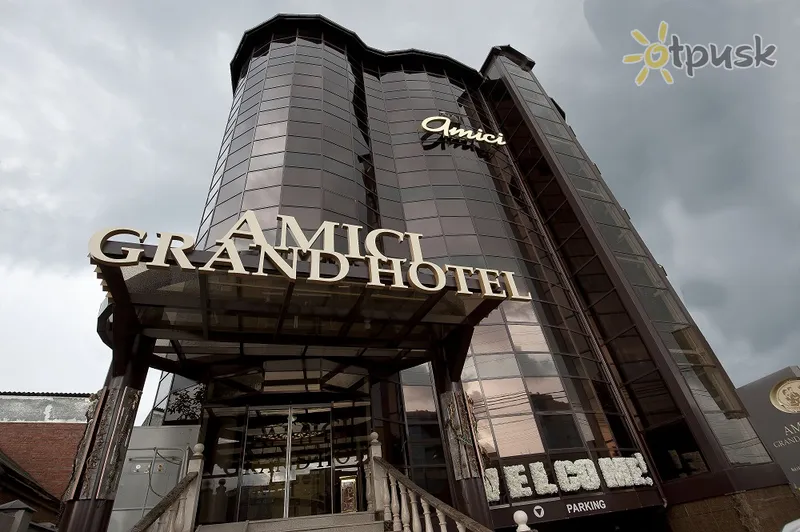 Фото отеля Amici Grand Hotel 4* Krasnodara Krievija ārpuse un baseini