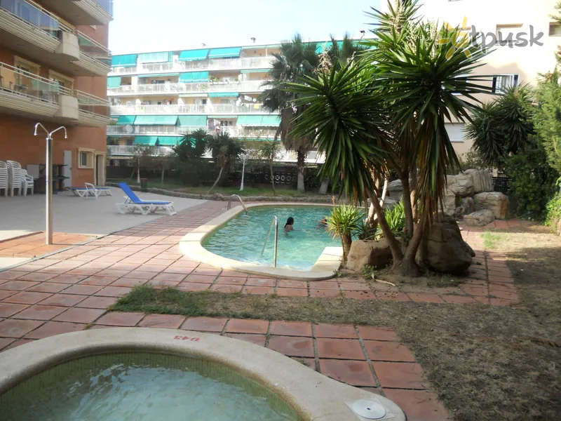 Фото отеля Palas Salou Apartments 3* Коста Дорада Іспанія екстер'єр та басейни