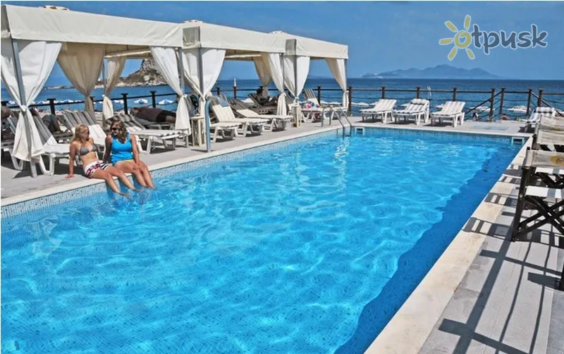Фото отеля Sacallis Inn Beach 2* par. Kos Grieķija ārpuse un baseini