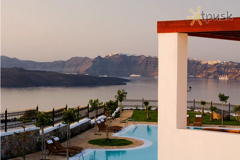 Фото отеля Maison Des Lys 4* Santorini Graikija išorė ir baseinai